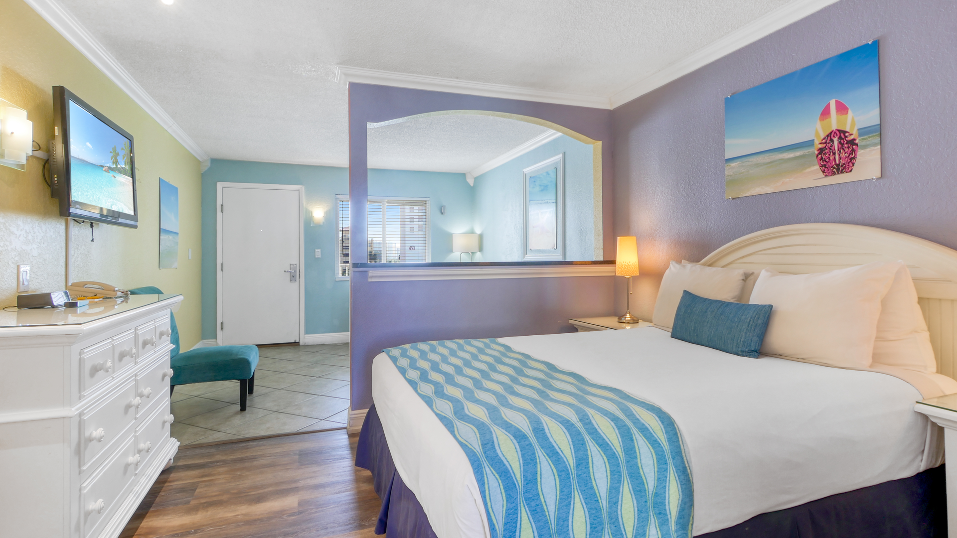 Queen bedroom